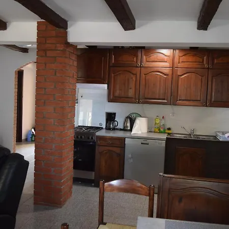 Apartment Cergolj *